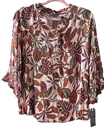 Democracy 3/4 Sleeve Blouse (view 1)
