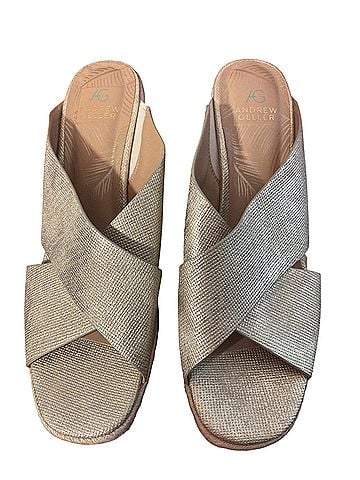 Andrew Geller Wedges (view 1)