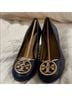 Tory Burch 100% Leather Blue Heels Size 5 - photo 5