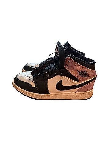 Jordan Air Jordan 1 Mid Sneakers (view 2)