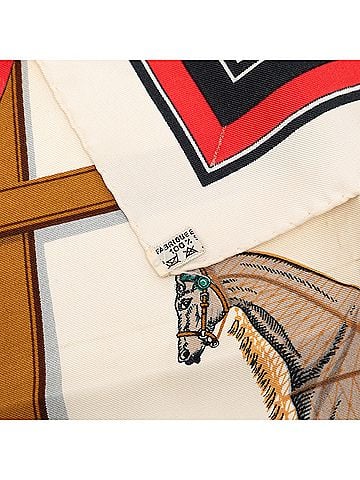Hermès Couvertures et Tenues de Jour Silk Scarf 90 (view 2)