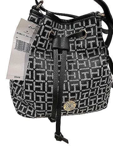 Tommy Hilfiger Bucket Bag (view 2)
