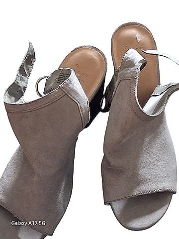 Emile et Rose Heels (view 2)