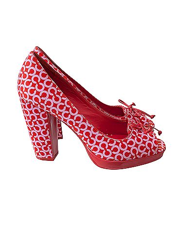 Coach Corey Heels (view 1)
