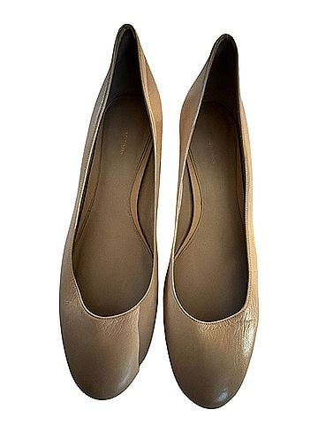 Stuart Weitzman Flats (view 1)