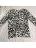 Chico's Animal Print Black White Long Sleeve Blouse Size 1 - photo 4