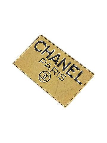 Chanel Chanel brooch (view 1)