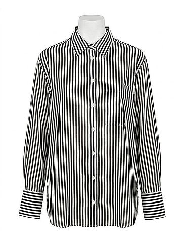 FRAME The Oversized Pocket Shirt in Navy Multi (view 1)