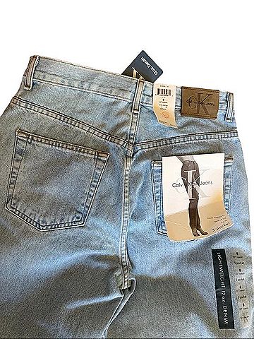 CALVIN KLEIN JEANS 5-Pocket Relaxed High-Rise Jeans (view 2)