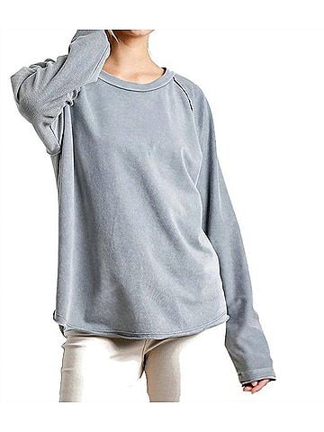 Umgee Mineral Washed Raw Hem Top in Grey (view 2)