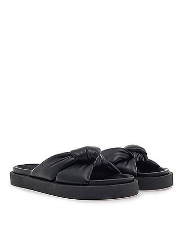 exe Women's Artemis 940 Flat Sandal (view 2)