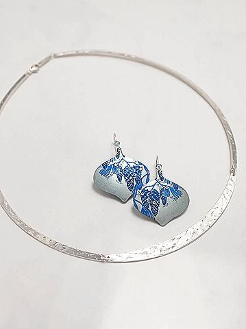 Holly Yashi Women's Clara Ornament Earrings (view 2)