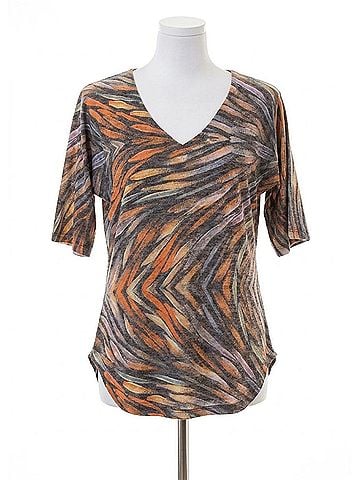 Nally & Millie Women's Printed Arrow V Neck Top in Multicolor (view 1)