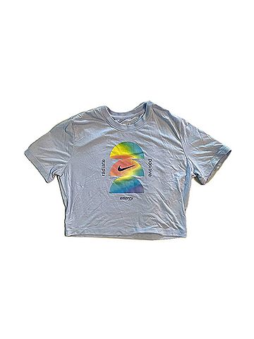 Nike Women's Radiate Positive Crop T-Shirt in Lilac (view 2)