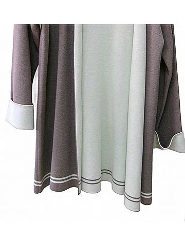 Marble Women's Relaxed Fit Cardigan in Green (view 2)
