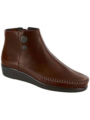 SAS Women's Jade Ankle Boot in Walnut (view 1)