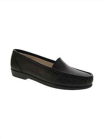 SAS Women's Simplify Loafer in Black (view 1)
