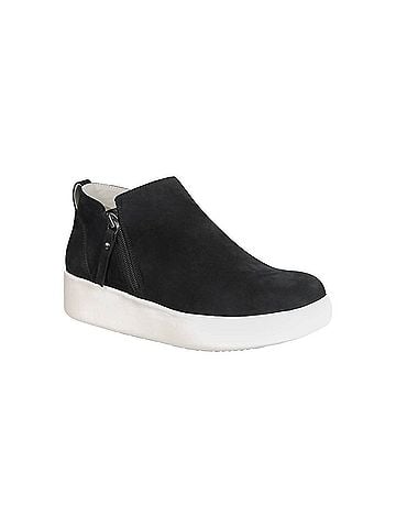 otBt Women's Adept Sneaker in Black (view 1)