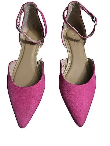 Old Navy Flats (view 1)
