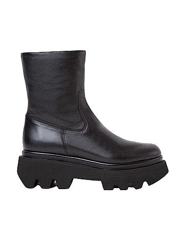 Paloma Barceló Osian Leather Ankle Boot in Black (view 1)