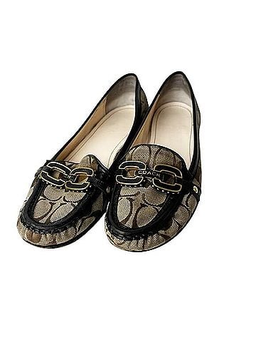 Coach Flats (view 1)