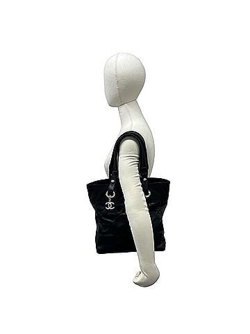 Chanel CHANEL Paris Biarritz PM Leather Tote Bag Semi-Shoulder Black 38987 (view 2)