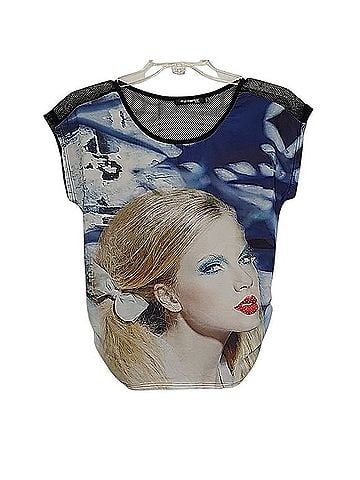 Runway Paris T-Shirt (view 1)