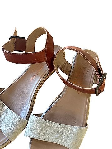 Eric Michael Sandals (view 2)