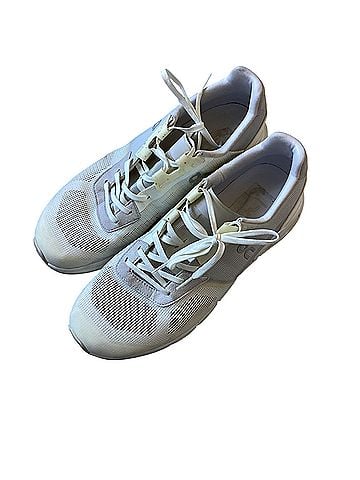 On Cloudswift Sneakers (view 2)