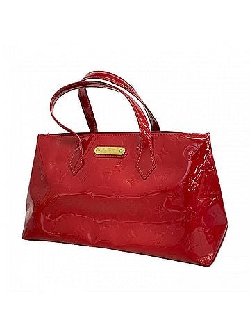 Louis Vuitton Louis Vuitton Vernis Wilshire PM handbag, M93642, Pomme d'Amour, for women. (view 1)