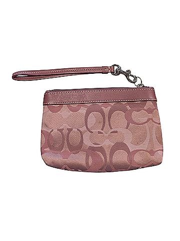 Coach Wristlet (view 2)