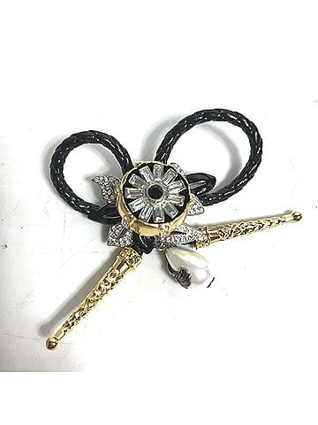 Louis Vuitton LOUIS VUITTON MP2197 Accessory, Faux Pearl, Fleur Bijou, and Rhinestone Brooch, Leather/Metal, Black, Women's (view 1)