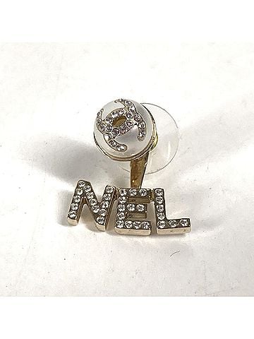 Chanel CHANEL A21A CC Coco Mark Faux Pearl Rhinestone Earrings Metal Men's Women's White MO-241222-8 (view 2)