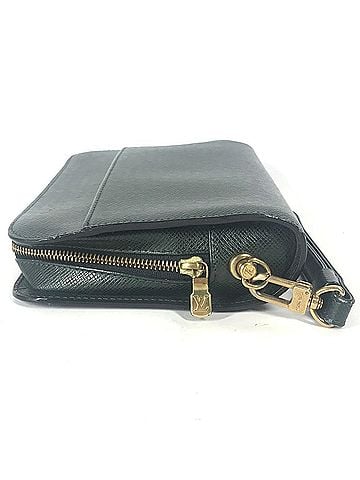 Louis Vuitton LOUIS VUITTON M30184 Taiga Baikal Clutch Bag Pouch Second Leather Men's Episea Green G-241210-37 (view 2)