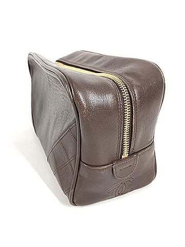 Chanel CHANEL Vintage Matelassé Quilted Logo Bag, Second Handbag, Pouch, Clutch Leather, Men's &amp; Women's, Brown (view 2)