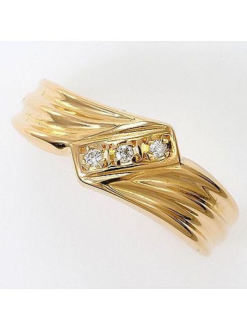 Unbranded 18K (18-karat) Yellow Gold Ring with 1 Diamond (carat mark not specified), Total Weight 2.3g, Jewelry (view 1)
