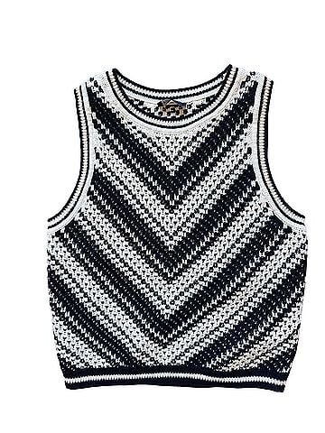 Gap Sleeveless Top (view 2)