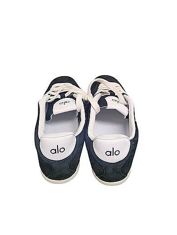 Alo Yoga Sunset Sneaker Sneakers (view 2)