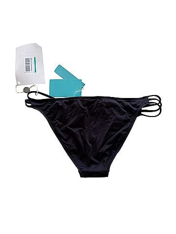 Melissa Odabash como Swimsuit Bottoms (view 2)