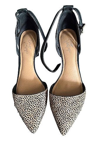 Crown Vintage Flats (view 1)