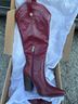 Amazon Basics Burgundy Boots Size 6 - photo 3