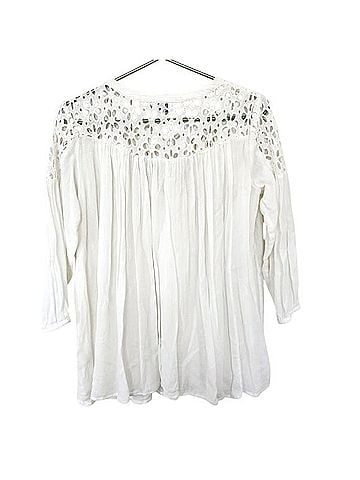 Crown & Ivy Petite Short Sleeve T-Shirt (view 2)