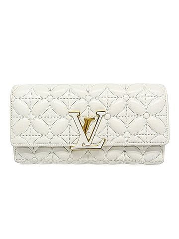 Louis Vuitton Louis Vuitton Monogram Flower Capucines Wallet M11417 Women's Lamb Leather Long Wallet (bi-fold) White (view 1)