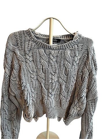 Akira Chunky Cable Knit Fringe Crewneck Sweater Sweater Vest (view 1)