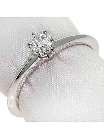 Tiffany & Co. Tiffany &amp; Co. Solitaire Diamond Ring, Platinum PT950, Women's. (view 2)