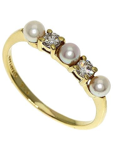 Tiffany & Co. Tiffany &amp; Co. Diamond and Pearl Ring in 18K Yellow Gold for Women. (view 1)