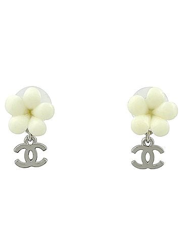Chanel Chanel Coco Mark Earrings, Flower Swing, Silver Plated Plastic, White Silver, Women's (view 1)