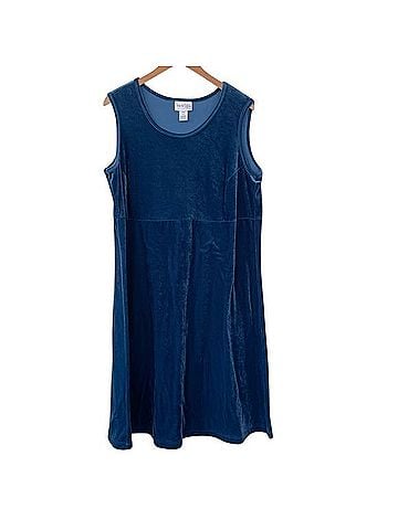 Diane von Furstenberg The Color Authority Velvet Collaboration Casual Dress (view 1)