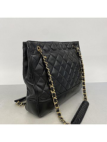 Chanel Chanel Matelassé Lambskin Chain Tote Bag, Black, for Women (view 2)