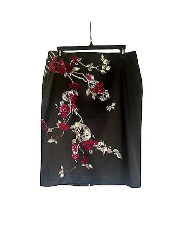 White House Black Market Casual Skirt (view 1)
